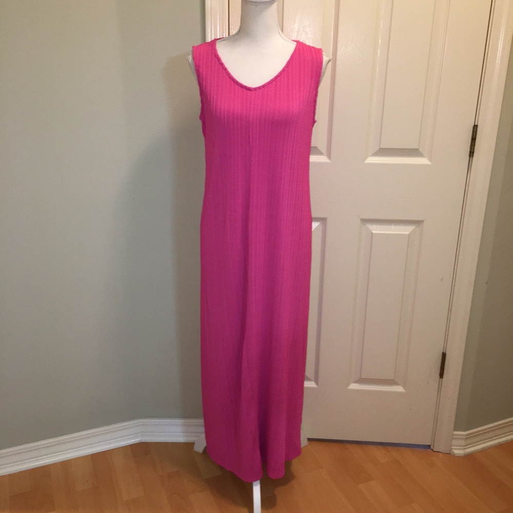 Andree By Unit Textured Sleeveless Maxi Dress
